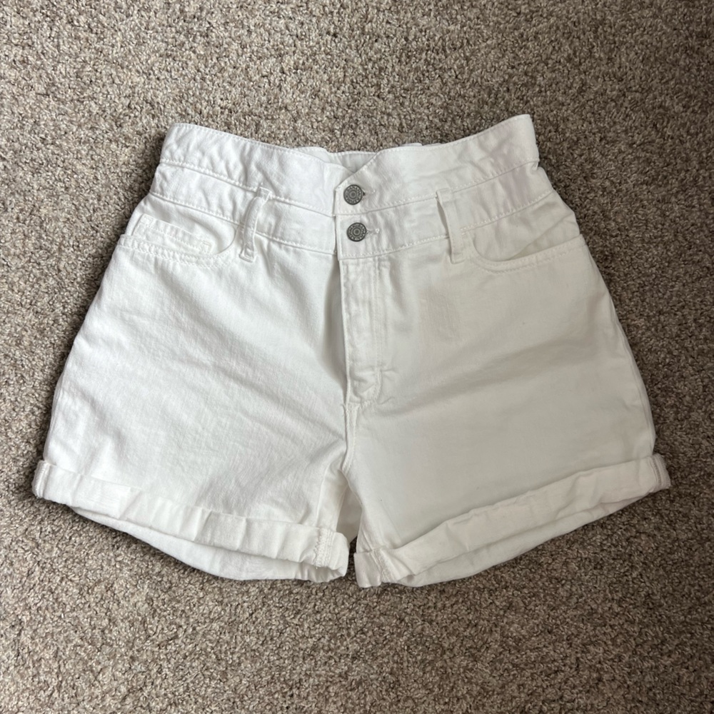 Banana Republic white cinch-back shorts
